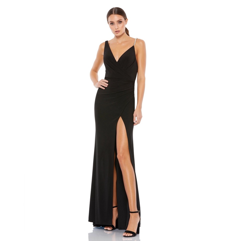 IEENA by Mac Duggal